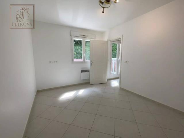 rental apartment saint andré de la roche
