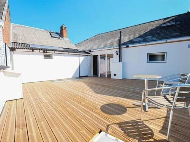 Rental Apartment Tubize 860 + 100 €/month
