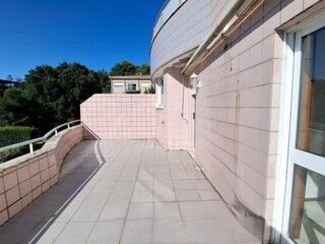 Rental Apartment 2 bedrooms São João da Madeira kitchen, terrace, garage