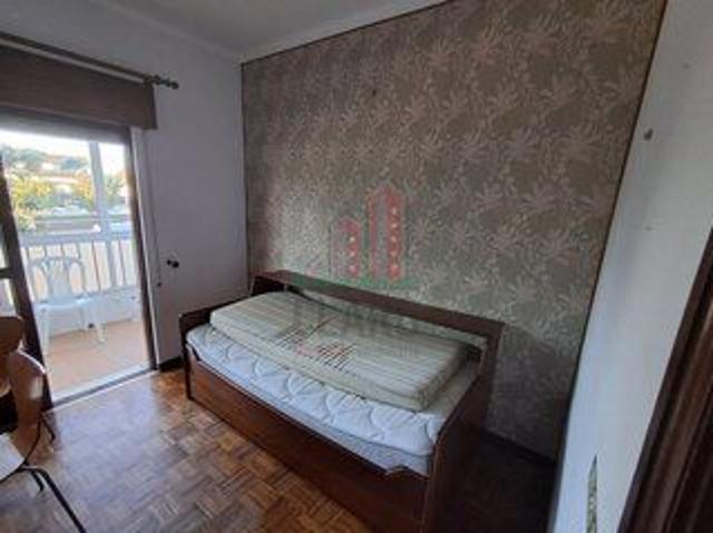 Rental Apartment 3 bedrooms Coimbra marquee, kitchen, balcony, equipped