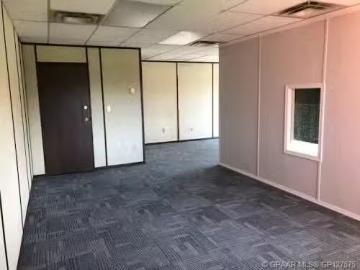 New Avenue, Peace River, AB, T8S 1S6 commercial for lease L.