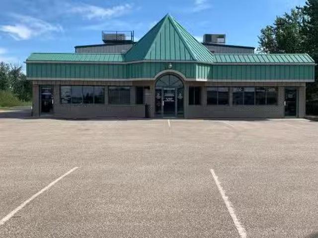 Cozy Avenue Se, Slave Lake, AB, T0G 2A3 commercial for lease.