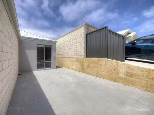 Charming B/41 Aduro Street, Eglinton, WA 6034