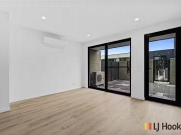 Charming C37/63 Camilleri Way, GUNGAHLIN Townhouse for rent L.