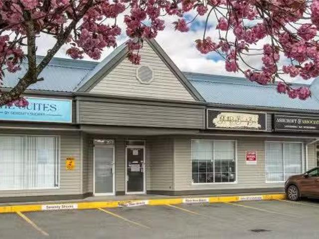 Charming D 1250 Cedar St, Campbell River, BC, V9W 2W5 commer.