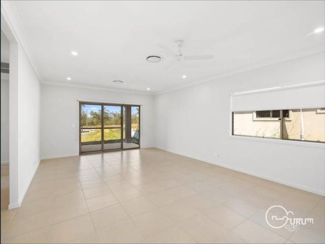 RENTAL DISCLAIMER: Rent will increase from $635 PW to $670 PW after 2 months from lease start date remainder of the lease agreement 12 months