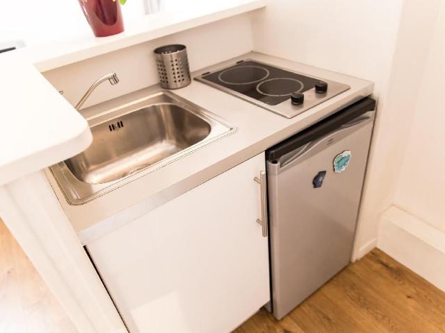 Rental Furnished Appartment 1 bed 25m² Bastille Faubourg St Antoine 75004, Paris Amsterdam Apartments for Rent