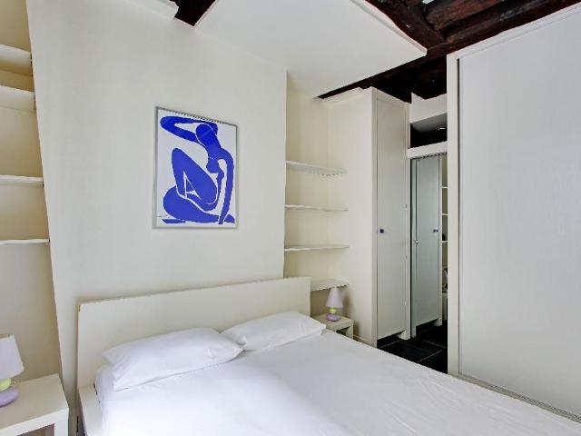 Rental Furnished Appartment 2 Rooms 30m² Sentier Bonne Nouvelle, Paris Amsterdam Apartments for Rent