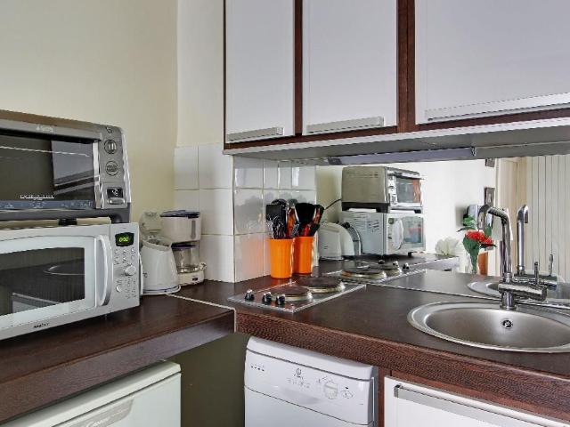 Rental Furnished Appartment 2 Rooms 30m² Sentier Bonne Nouvelle, Paris Amsterdam Apartments for Rent