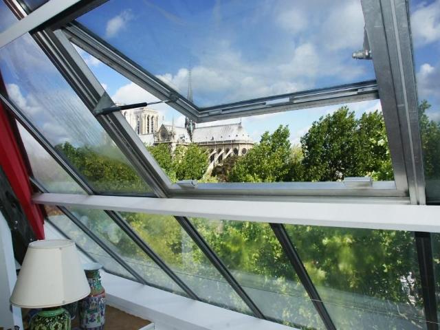 Rental Furnished flat 3 rooms 75m² Paris, Paris Amsterdam Apartments for Rent