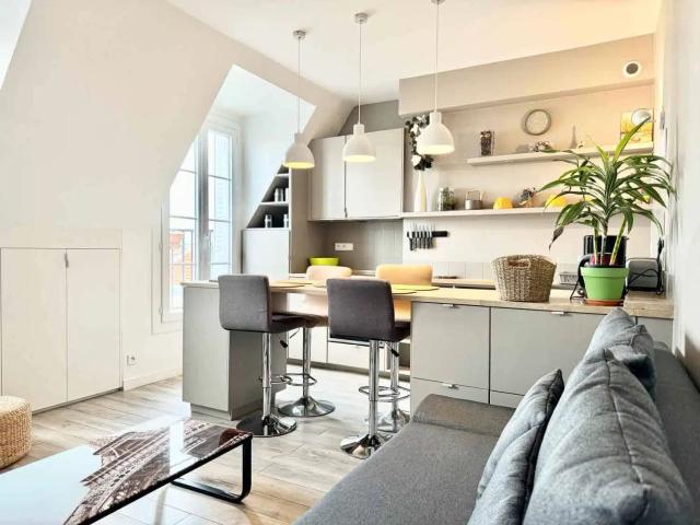 Rental Furnished flat 2 rooms 35 m² Invalides 75007 Paris, Paris Amsterdam Apartments for Rent