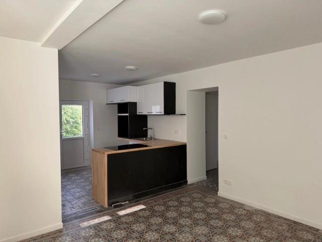 Rental House Hoves 1,200 €/month