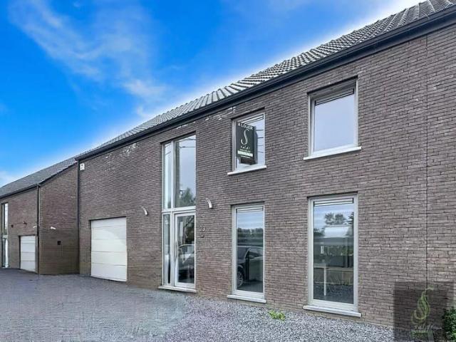 Rental House Peissant 1,400 €/month
