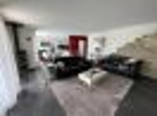 Rental House Thielle 5.5 Rooms 155 m²