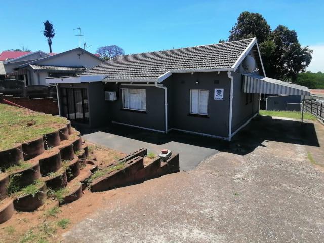Rental Home Available Immediately in Woodlands