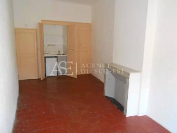 Rental studio Aix en Provence, 1 room, 23.27 m², €634 / Month Fees included