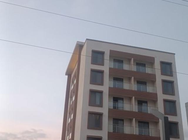 Rental | Studio + Prayer Room,Servant Room,Study Room,Extra Room,Basement 200 Sq.Ft. Apartment in Bramhacorp Townhouse
