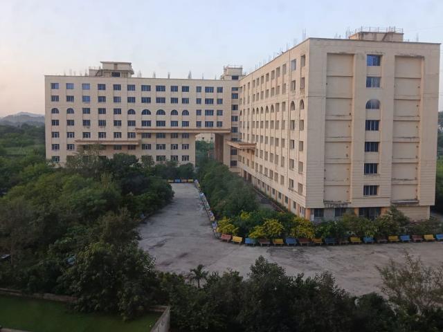 Rental | Studio 280 Sq.Ft. Apartment in Hiranandani Estate
