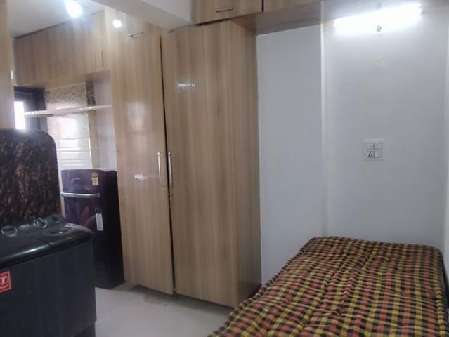 Rental | Studio 360 Sq.Ft. Apartment in DLF Capital Greens Phase I And II