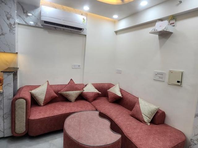 Rental | Studio 365 Sq.Ft. Apartment in DLF Capital Greens Phase I And II
