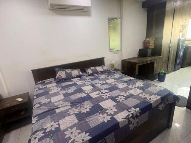 Rental | Studio 365 Sq.Ft. Apartment in DLF Capital Greens Phase I And II