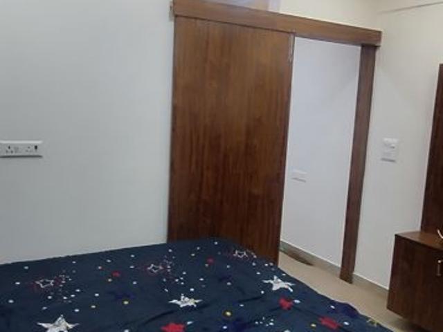 Rental | Studio 370 Sq.Ft. Apartment in DLF Capital Greens Phase I And II