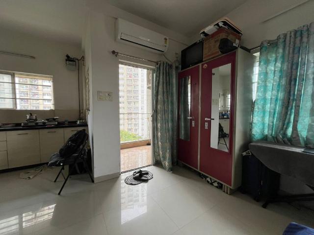 Rental | Studio 465 Sq.Ft. Apartment in Amanora Metro Tower