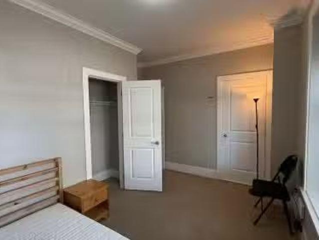 Rental Suite 74Xx 18Th Avenue, Burnaby, BC, V3N 1H7 house fo.