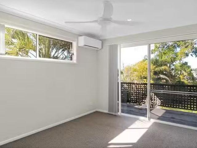 New UNIT 1/2 Kenric Street, Toowoomba City, QLD 4350