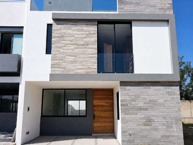 Renta/Venta | 4 Recámaras una en Planta Baja + Roof Garden y Amenidades