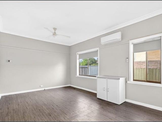 RENTERS WANTED.