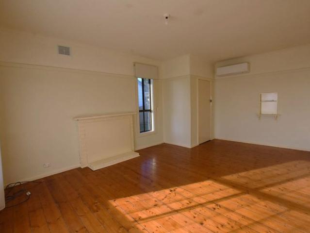 RENTERS WANTED.