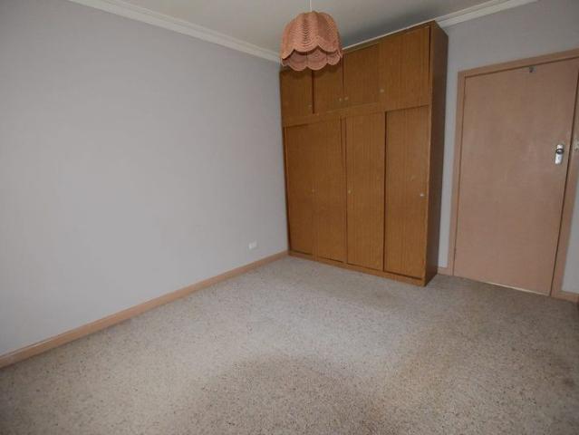 RENTERS WANTED.
