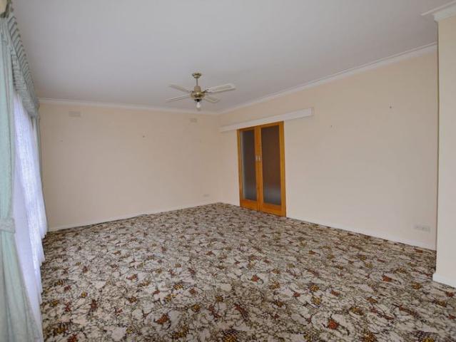 RENTERS WANTED.