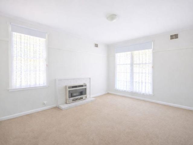 RENTERS WANTED.