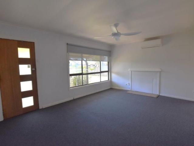 RENTERS WANTED.