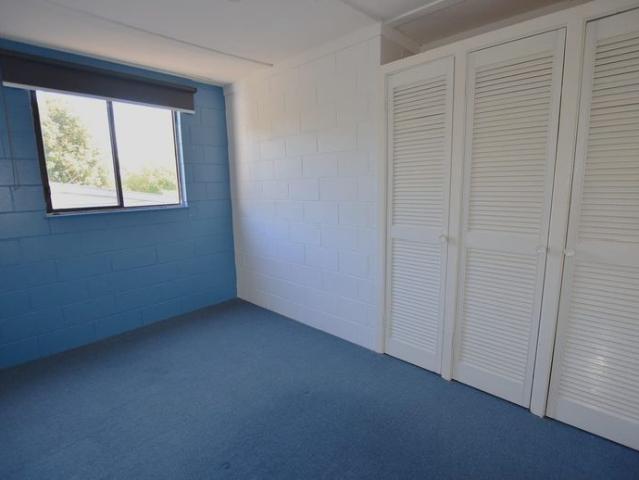 RENTERS WANTED.
