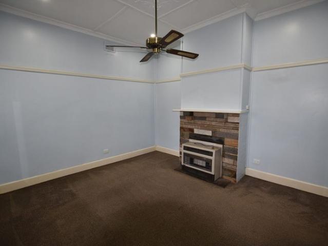 RENTERS WANTED.