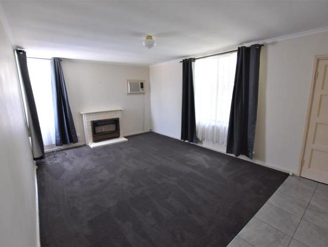 RENTERS WANTED.