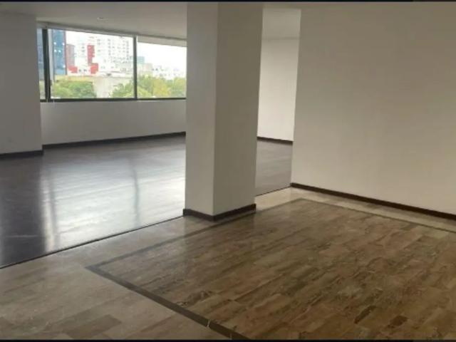 RENTO AMPLIO E ILUMINADO EN POLANCO