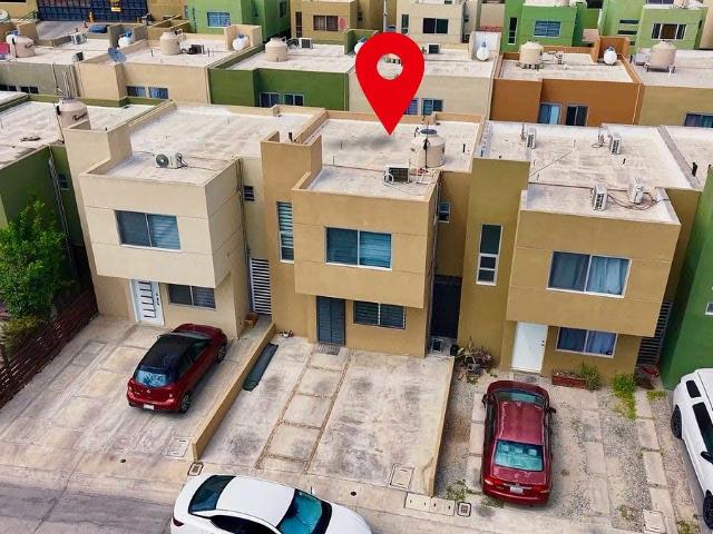RENTO CASA A 5 MINUTOS DE LA LINEA SAN YSIDRO