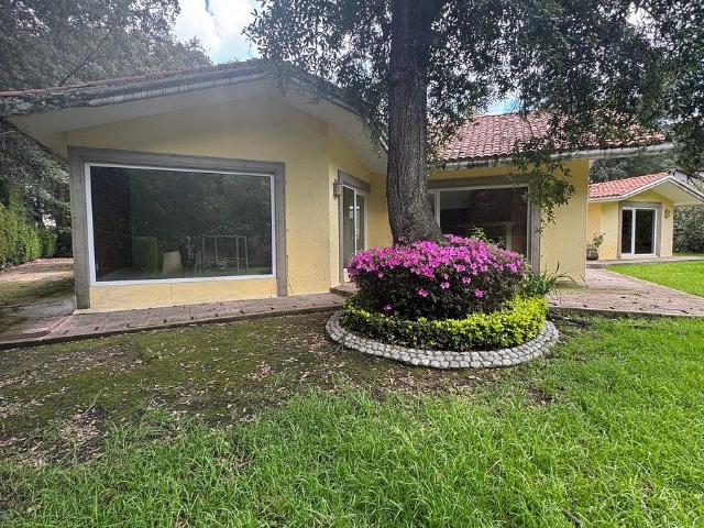 Casa en RENTA Club de Golf Vallescondido, Cod. ER1151