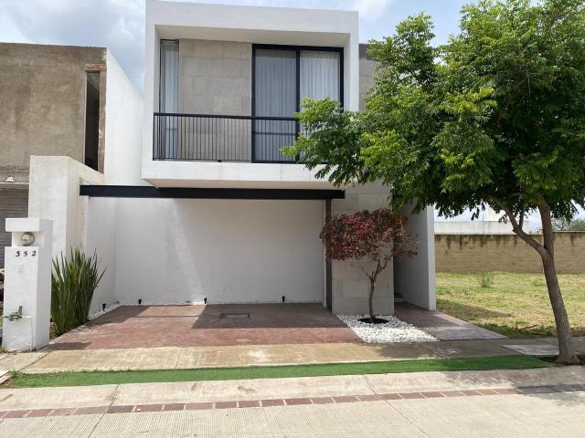 RENTO casa en MAYORCA muy cerca de PUERTO INTERIOR