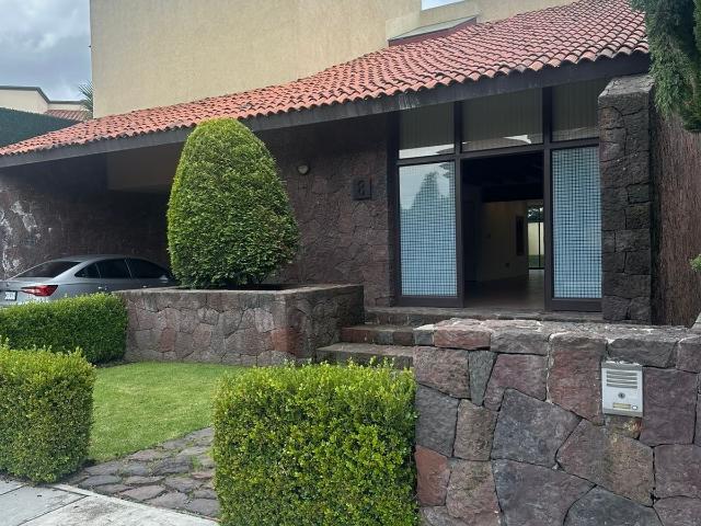 RENTO CASA EN COUNTRY CLUB, METEPEC