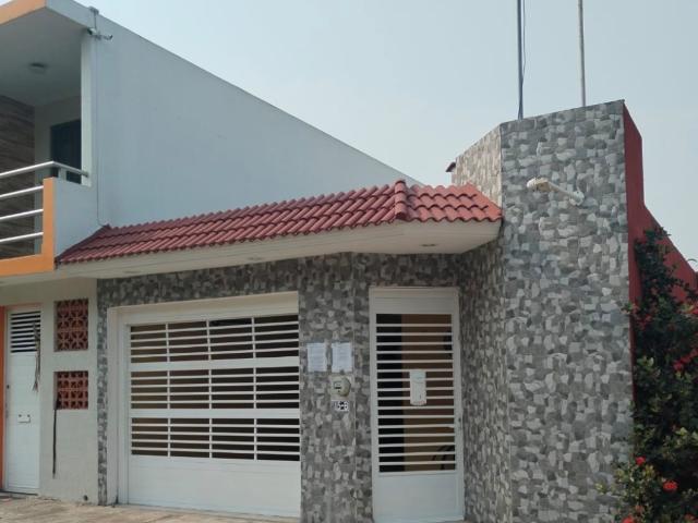 Rentó casa en Puente moreno