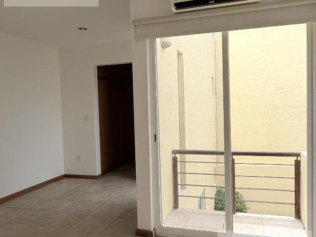 Rento casa fracc. privado San Felipe del Agua