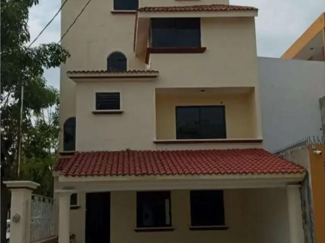 RENTO CASA FRACC REAL DEL ANGEL