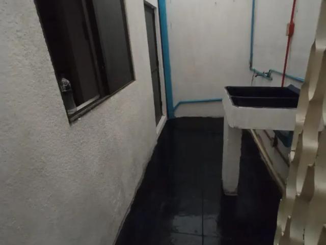 Rento Cuartos sin amueblar para una Sola persona