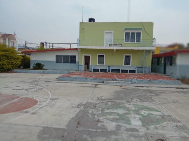 RENTO ESTACIONAMIENTO A UNOS PASOS DE AVENIDA JUÁREZ