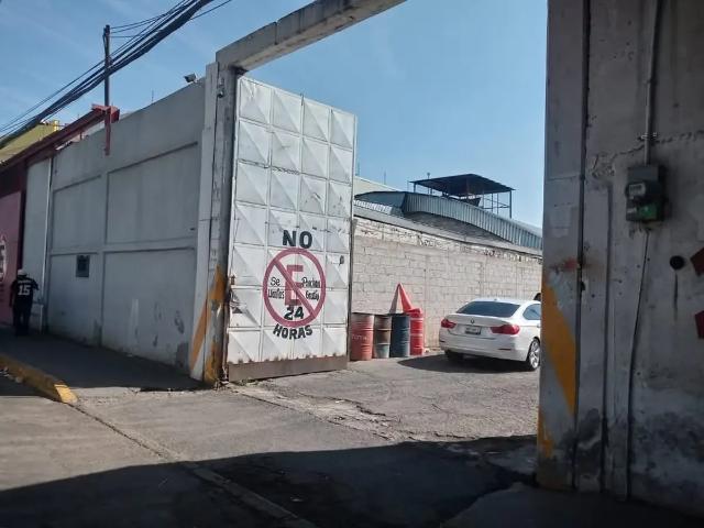 RENTO EXCELENTE TERRENO SOBRE AVENIDA CON MAGNIFICA UBICACION